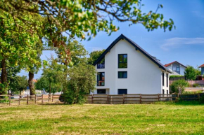 Neues Souterrain-Apartment in Kurstadt